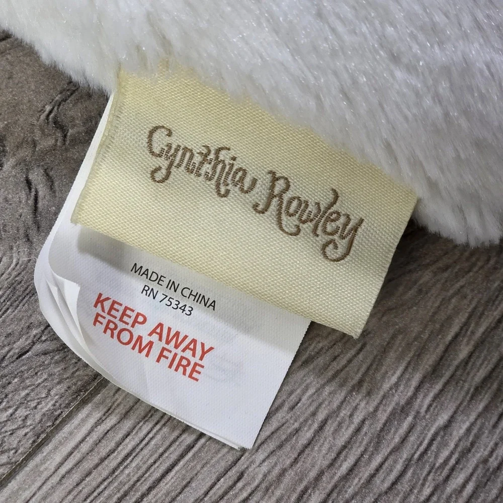 Cynthia Rowley photos please
